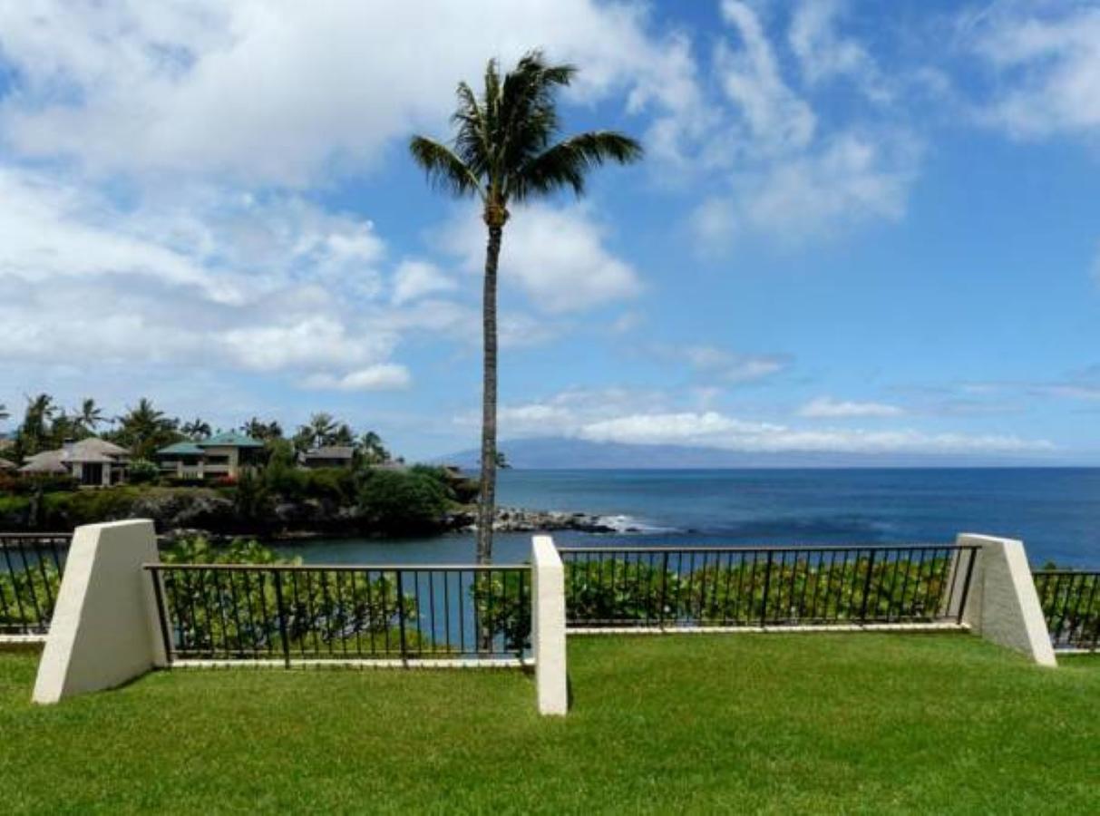 Condos At Napili Point Lahaina Kültér fotó